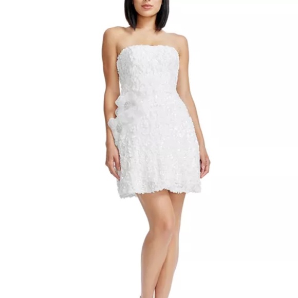 Dress the Population Strapless White Floral Dress - Picture 2 of 3